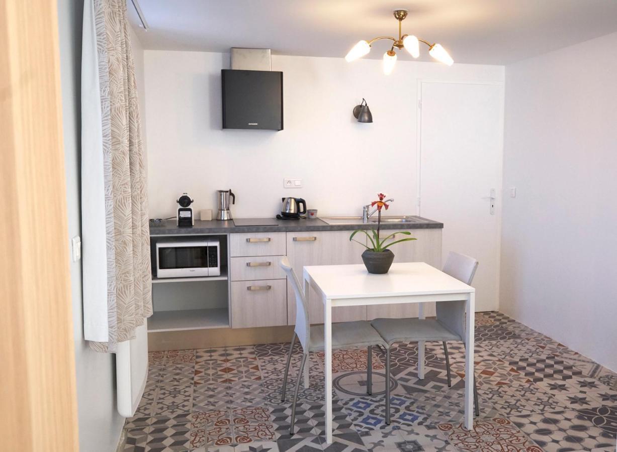 Chemin Des Ormeaux Bed & Breakfast Ennezat Dış mekan fotoğraf