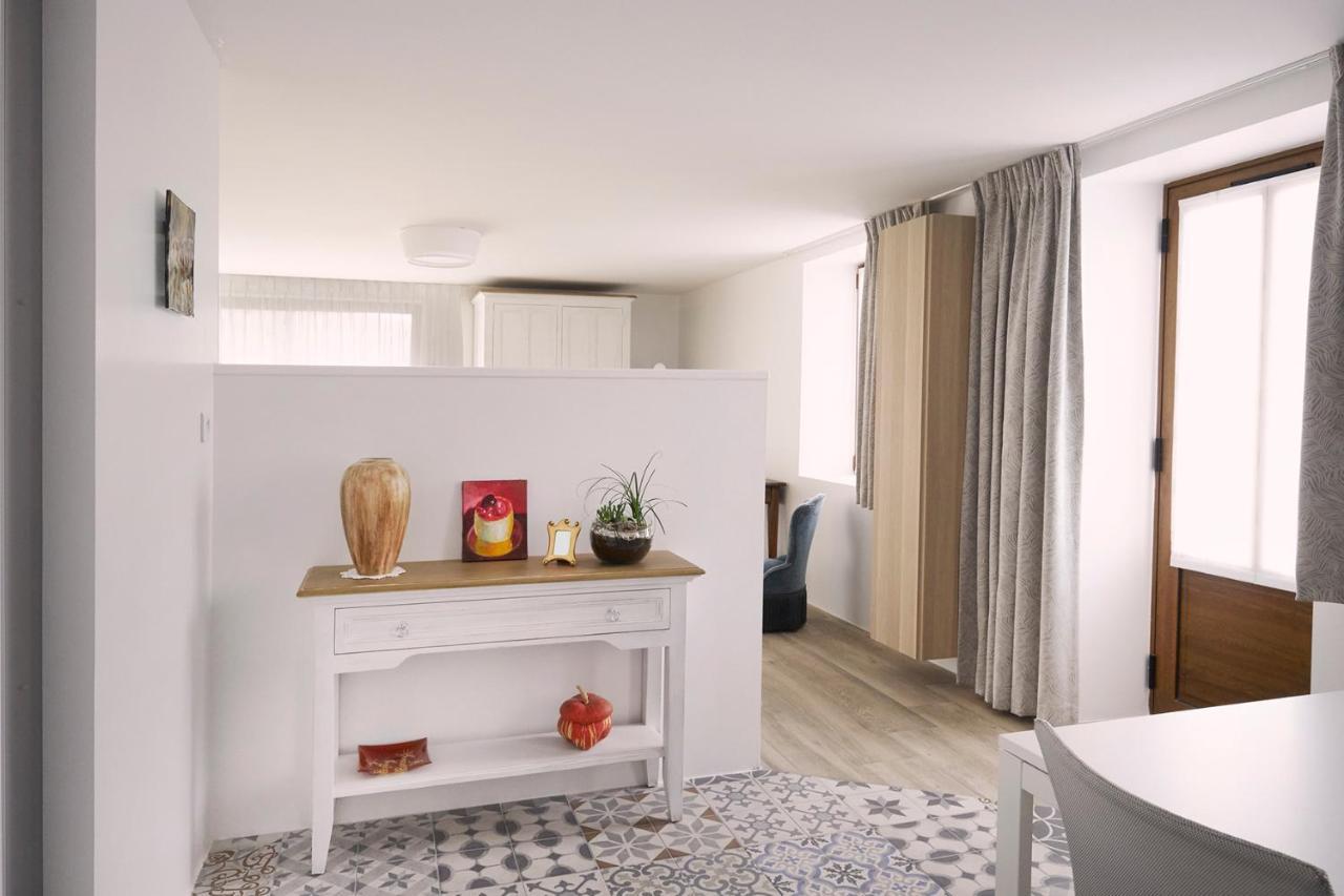 Chemin Des Ormeaux Bed & Breakfast Ennezat Dış mekan fotoğraf